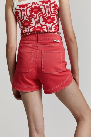 Short embroidered pockets Chili red